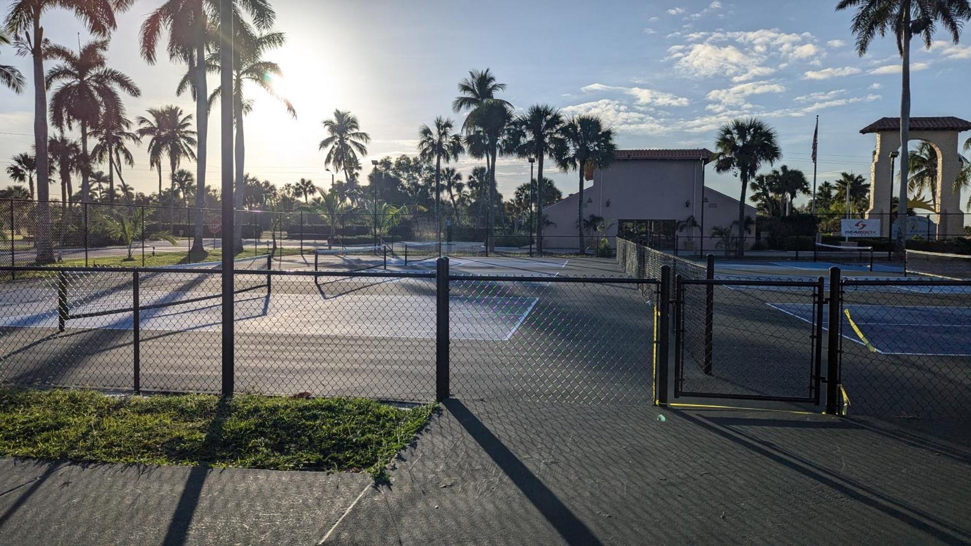 Appartamento Marina Getaway On The Water! North North Naples Esterno foto