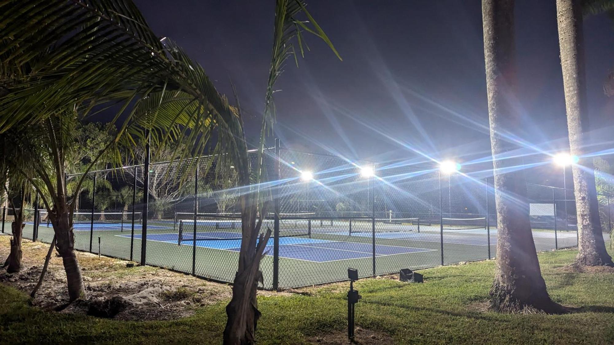 Appartamento Marina Getaway On The Water! North North Naples Esterno foto
